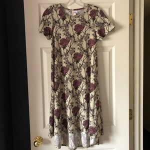 Floral Short-Sleeve A-Line Dress in Cream and Purple